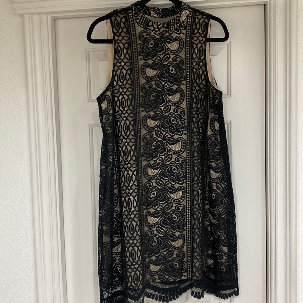 NWOT black/ nude cocktail dress size large